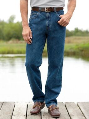 L.L. Bean Men's Dark Blue Relaxed Jeans 38 X 32